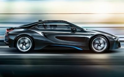 What are the negatives of BMW i8 in Sri Lanka
