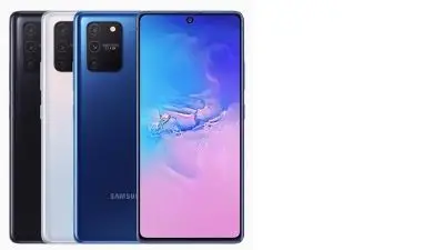 Does Samsung S10 have a Micro SD slot